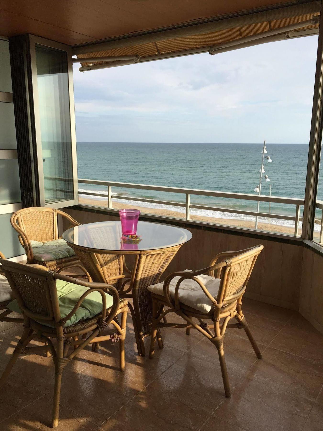Apartamento Rosendo Calafell Bagian luar foto